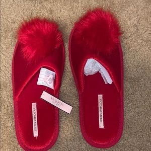 VS slippers